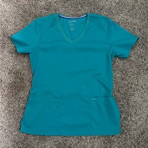 Landau Women's Short Sleeve V-Neck Top in Blue